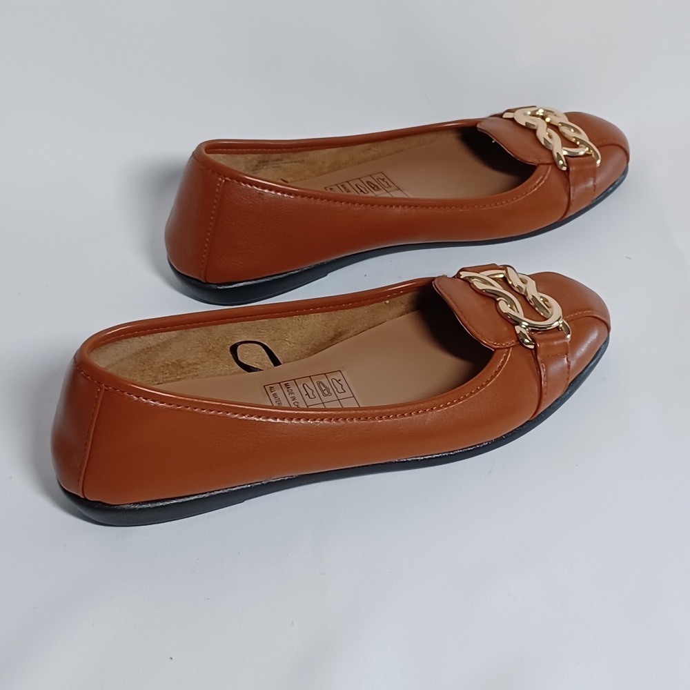 Aerosoles Bia Ballet Flats Women 7.5 Tan Leather Gold Chain Link Loafer Slip On - Picture 2 of 6